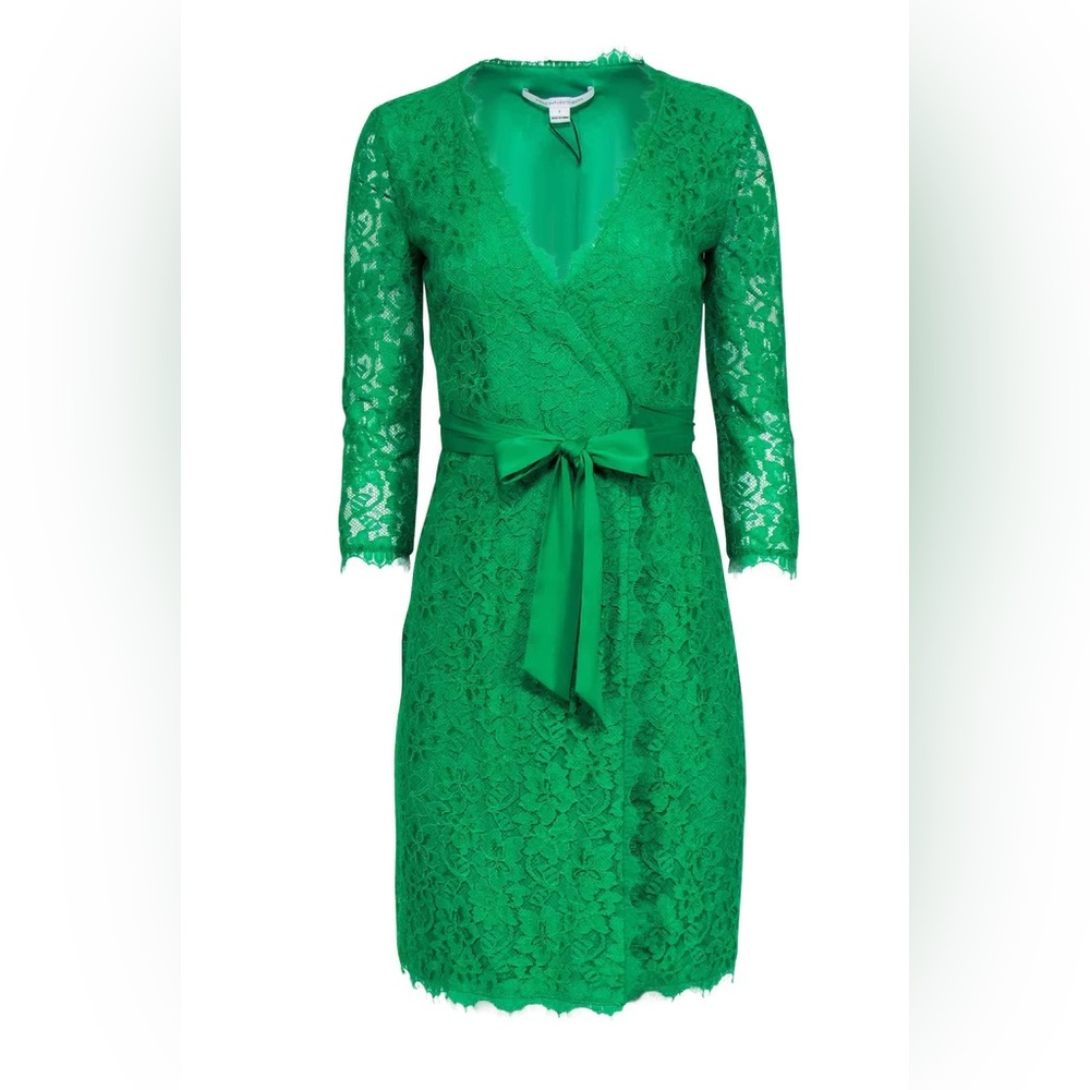NWT Diane Von Furstenberg Julianna Lace Wrap Dress, Size 6